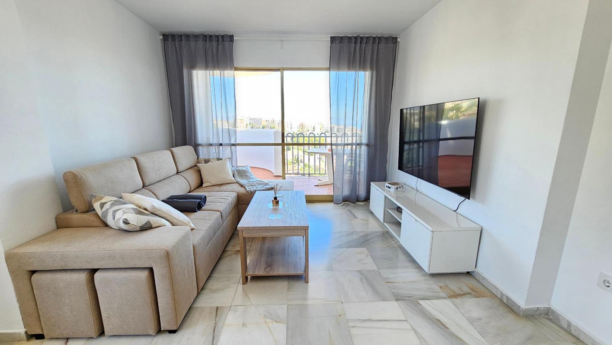 Santa Ana, Pool, 2 Free Parking, Wifi, 3 Bedrooms, For 6-7 People, Large Terrace With Sea View Appartement