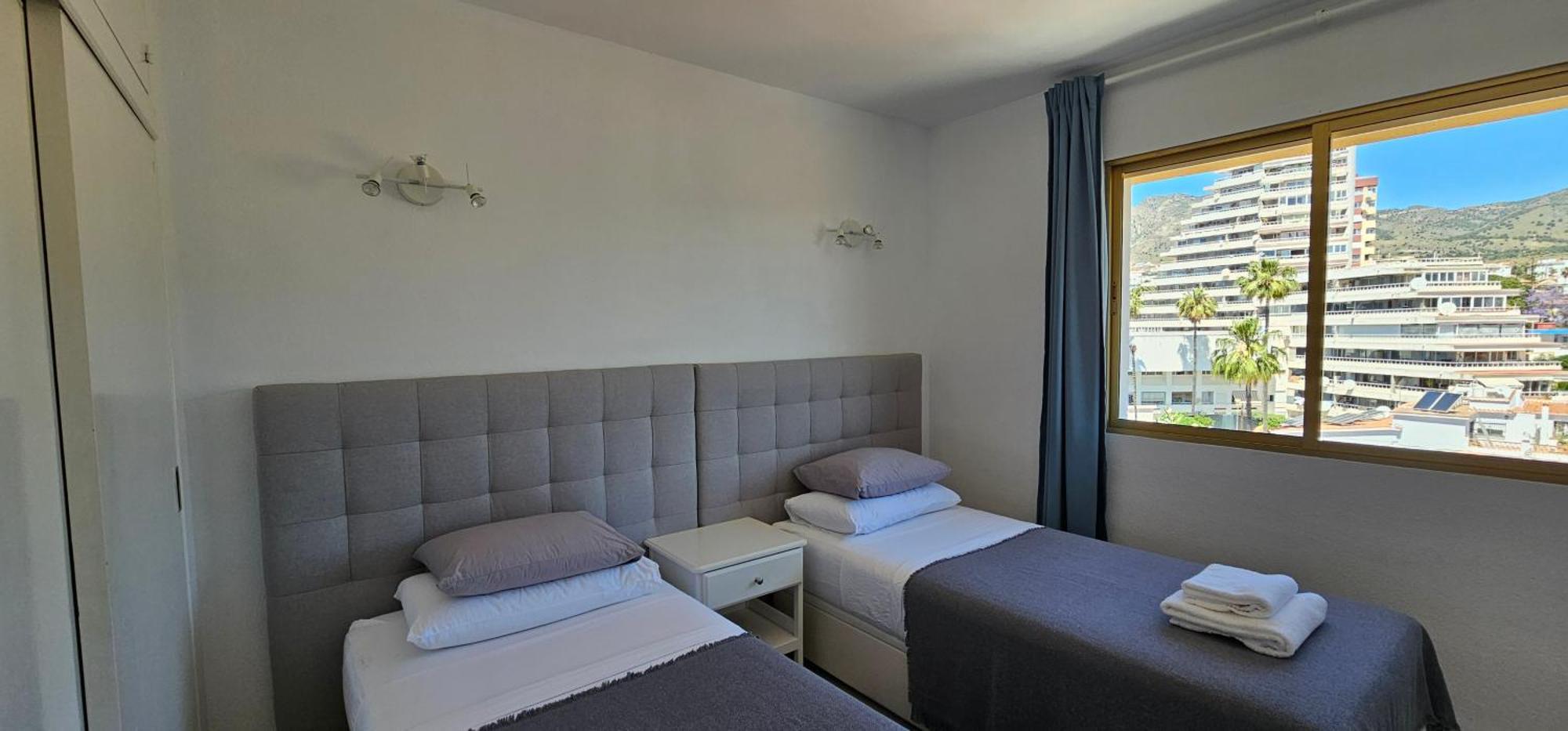 Santa Ana, Pool, 2 Free Parking, Wifi, 3 Bedrooms, For 6-7 People, Large Terrace With Sea View Appartement *